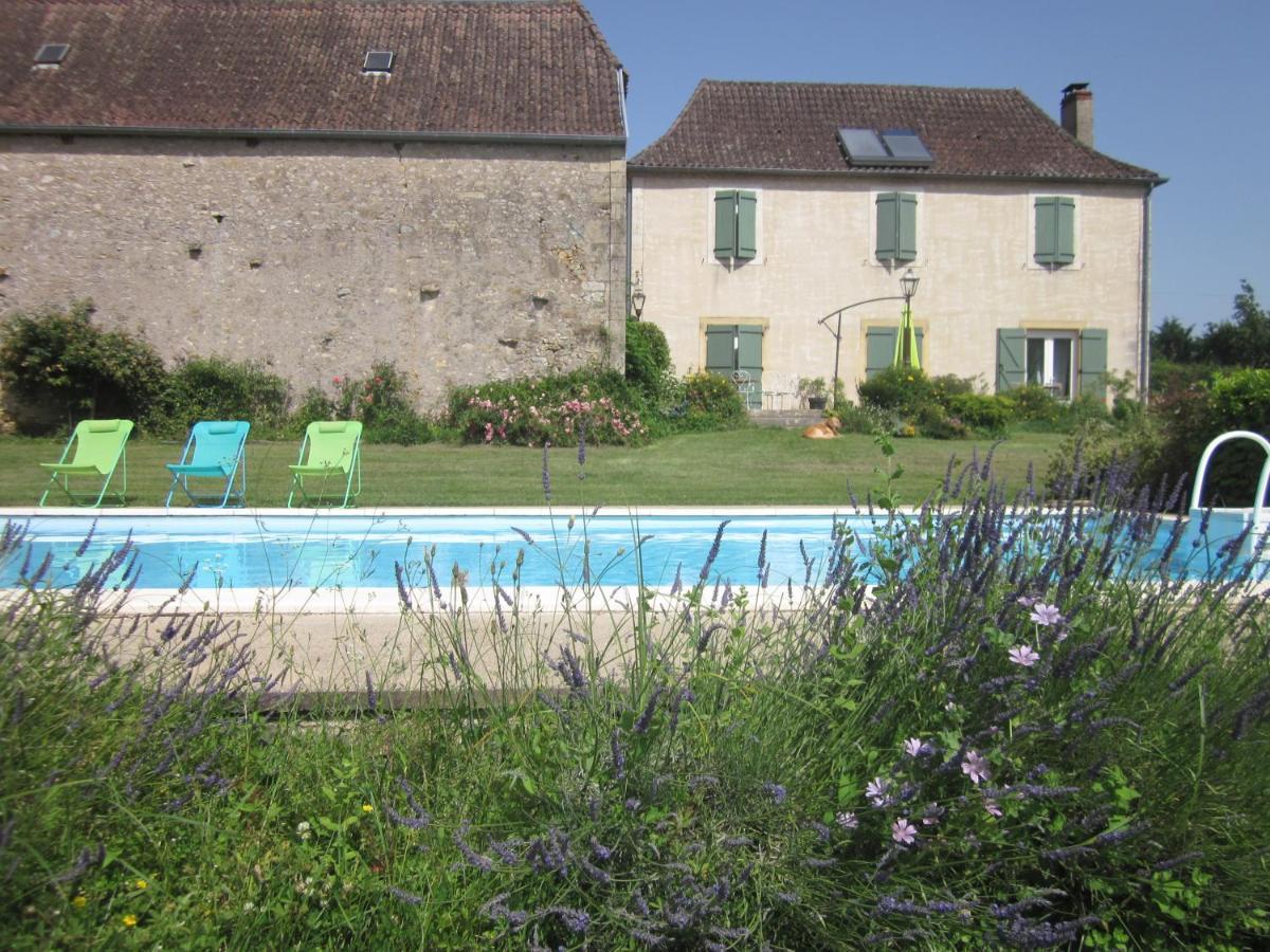 Gite La Taniere Classe 3 Etoiles Avec Terrasse Et Piscine Vila La Bachellerie Exterior foto